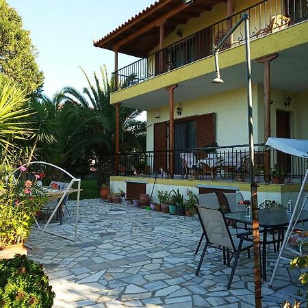Villa Margiani Халкис Екстериор снимка