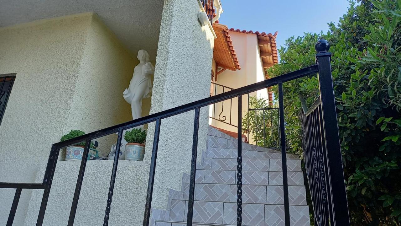 Villa Margiani Халкис Екстериор снимка