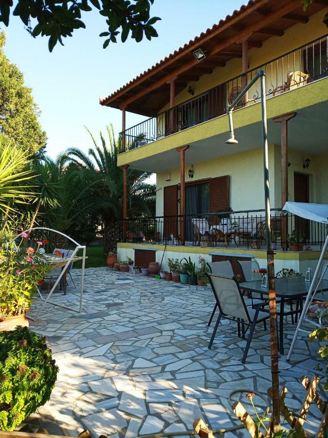 Villa Margiani Халкис Екстериор снимка